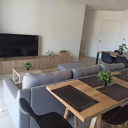 Centre Ville, Parking, Transport En Commun Au Pied De L'immeuble Apartamento Burdeos